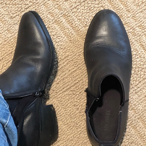 Adorable Black Ankle Boots - Picture 5 of 5